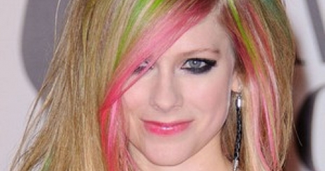 Avril Lavigne tényleg visszatért