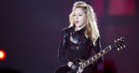 Felborult Madonna turnékamionja Svédországban