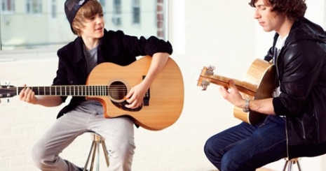 Bieber akusztikus albumot tervez karácsonyra