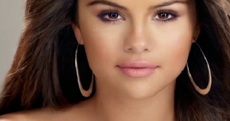 Selena Gomez nem akar példakép lenni