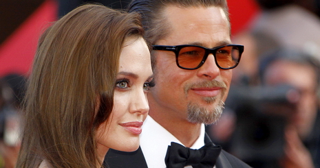 Angelina Jolie curry-szállítmányt küldött Bradnek