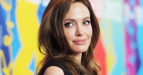 Angelina Jolie újabb műtétre vállalkozik
