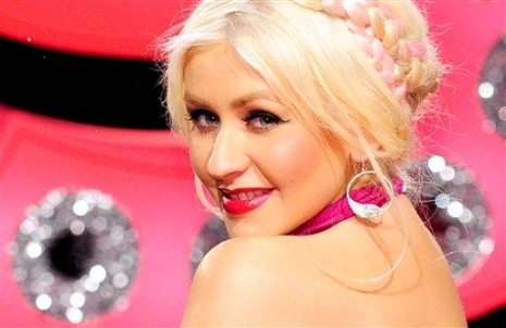 Christina Aguilera 37 milliót gyűjtött a rászorulóknak