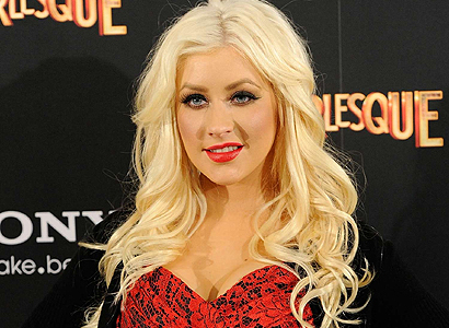 Christina Aguilera hackerek áldozatául esett