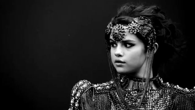 Dalpremier: Selena Gomez — Slow Down