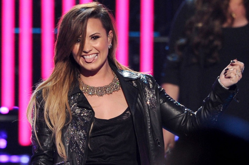 Demi Lovato közös halloweeni jelmezt tervez párjával 
