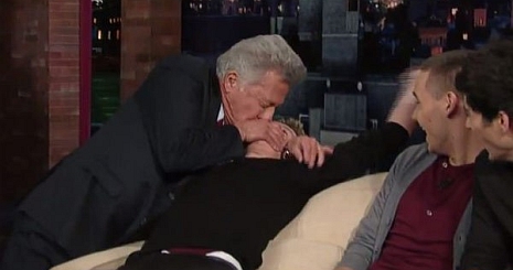 Dustin Hoffmantól kapott csókot Niall Horan!