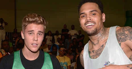 Egymás ellen kosarazott Chris Brown és Justin Bieber