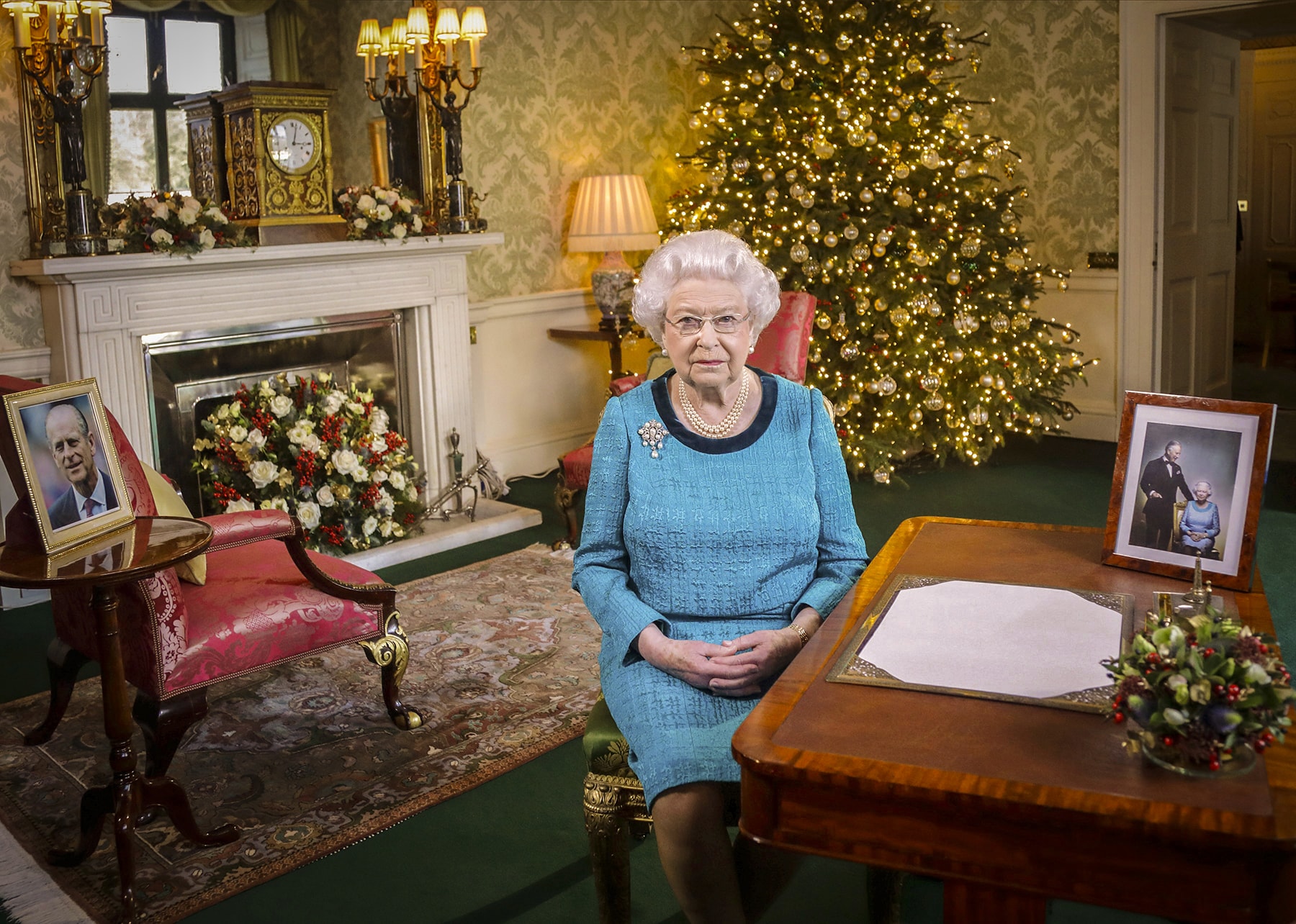 Fura karácsonyi szokások a királyi családnál