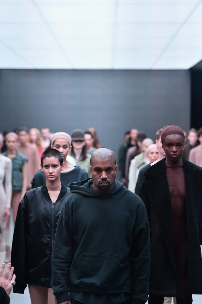 Kanye West megváltja a divatvilágot