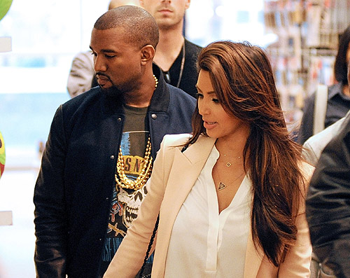 Kanye West szívesen elvenné Kim Kardashiant