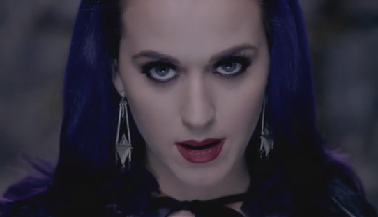 Klippremier: Katy Perry — Wide Awake
