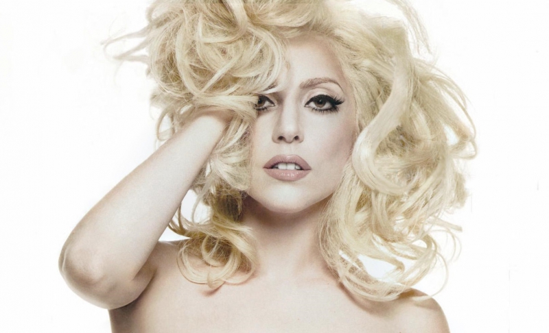 Lady Gaga lett az év nője – a Glamour szerint