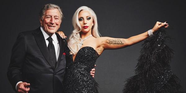 Lady Gaga óriástortával lepte meg Tony Bennettet
