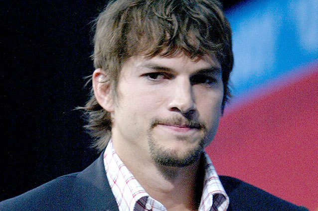 Lerobbant rajongóin segített Ashton Kutcher