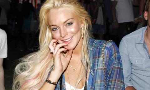 Lindsay Lohan egymillióért vetkőzik