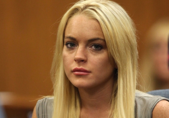 Lindsay Lohan elutasította a vádalkut