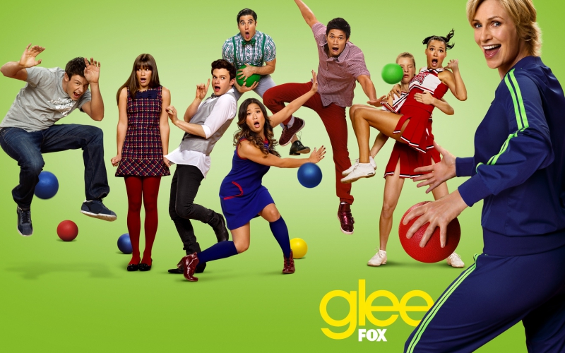Magyarországra is jön a Glee második évada