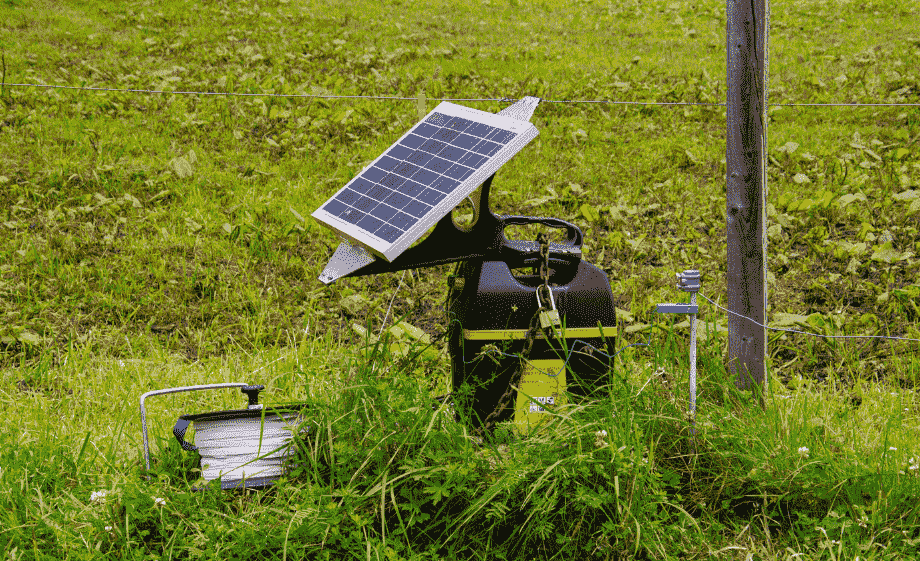 Nagyszerű innováció a haszonállattartók számára a napelemes villanypásztor