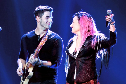 Újabb duettel készül Nick Jonas és Demi Lovato