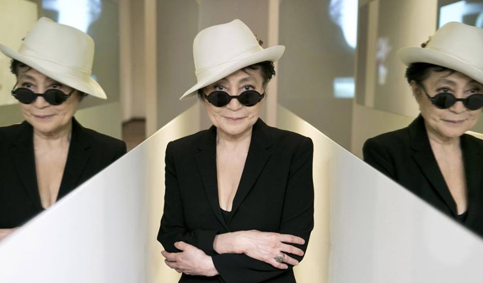 Yoko Ono sokkolta a Lennon-rajongókat