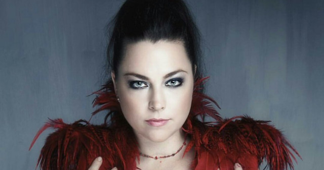 Kulonleges Interjut Adott Amy Lee Starity Hu