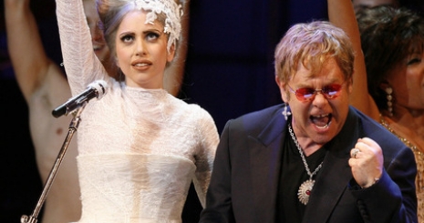 Elton John újra Gagával dolgozik