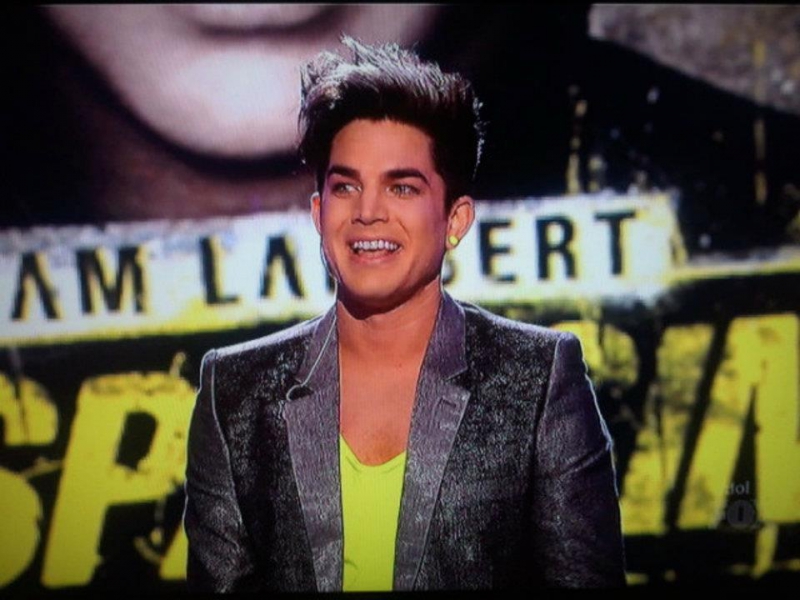 Adam Lambert ismét visszatért az American Idolba