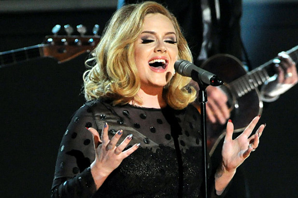 Adele következő lemezét a terhesség inspirálja