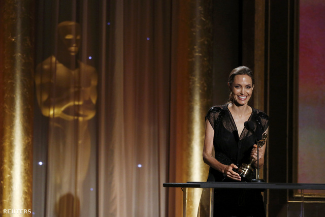 Angelina Jolie újabb Oscar-szobrocskával gazdagodott