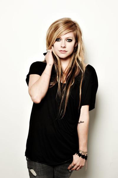 Avril Lavigne kiválasztotta következő kislemezét