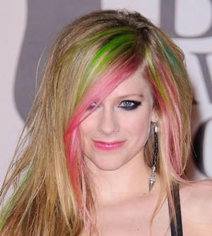 Avril Lavigne tényleg visszatért