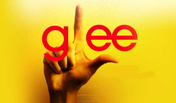 Beperelték a Foxot a Glee miatt