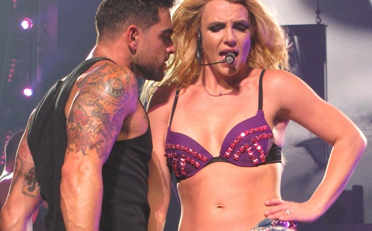 Britney kezdi visszanyerni régi alakját