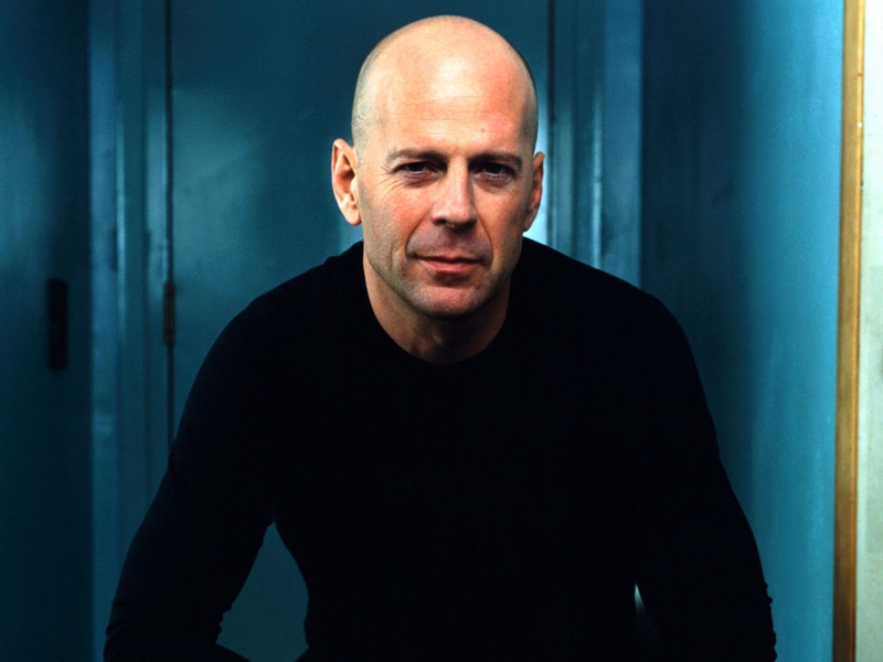 Tojásfestési tippeket ad Bruce Willis
