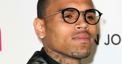 Chris Brown durván beszólt a gyermekes családoknak