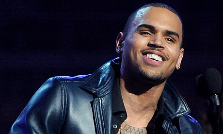 Chris Brown visszatérésének sokan nem örülnek