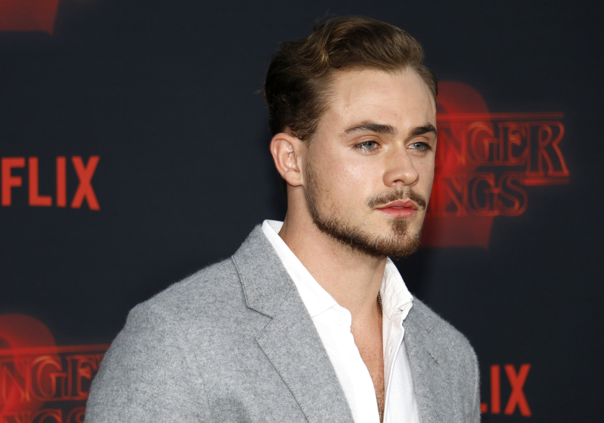 Dacre Montgomery Hugh Jackmant tartja a mentorának