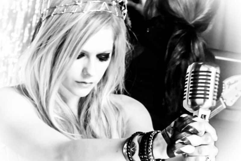 Újabb Avril Lavigne-dal látott napvilágot