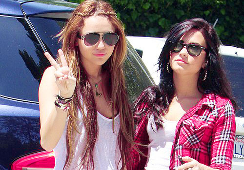 Demi Lovato: „Miley-val már csak köszönőviszonyban vagyunk”