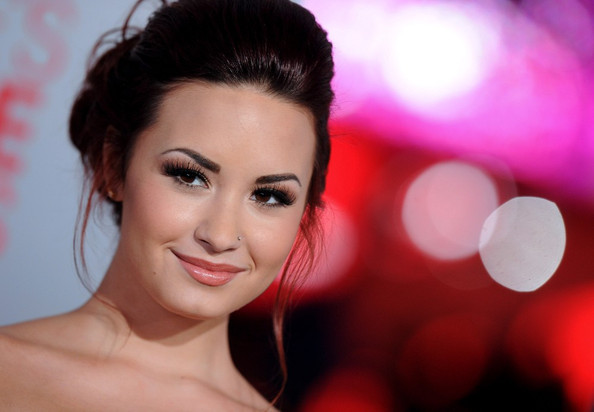 Demi Lovato: „Legjobb, ha egy kicsit elbújunk a világ elől”