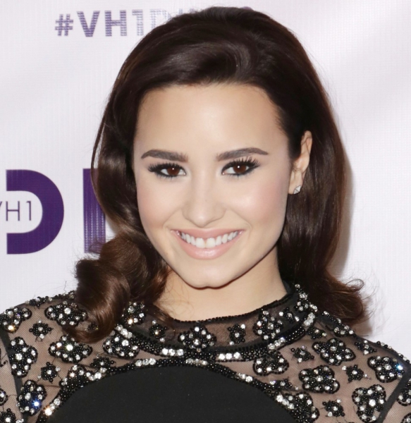 Demi Lovato otthagyja a Twittert