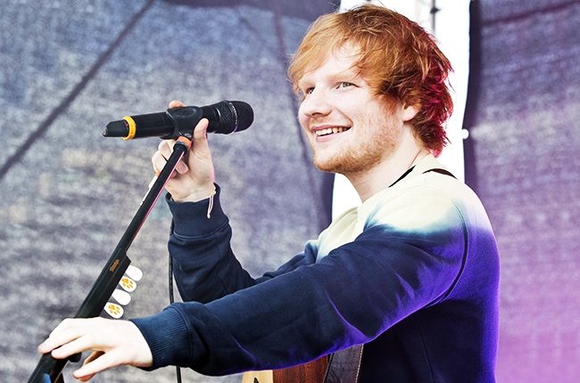 Ed Sheeran videoüzenetet küldött haldokló rajongójának