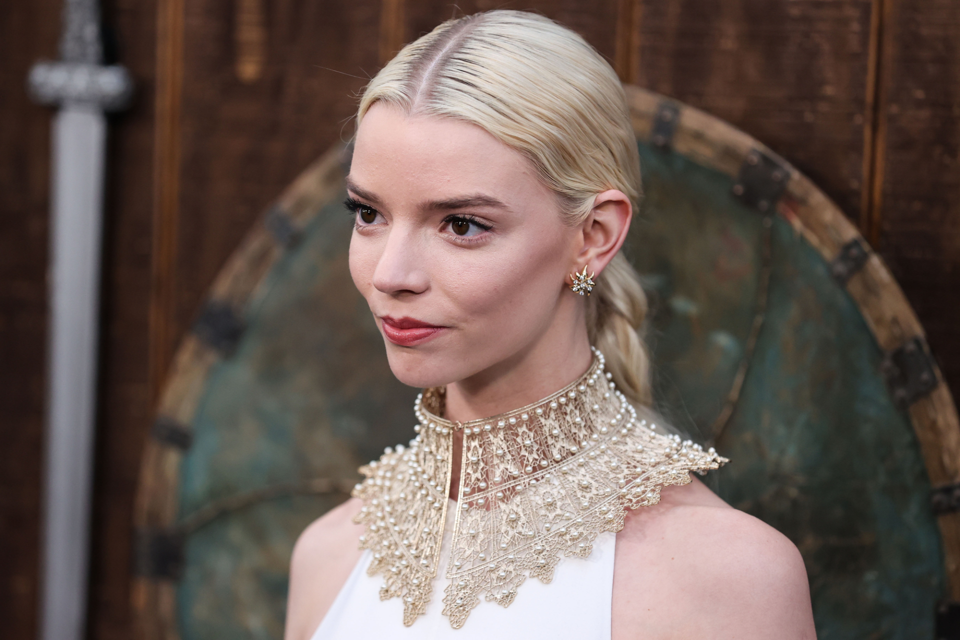 Eddig nem látott fotókat posztolt az esküvőjéről Anya Taylor-Joy 