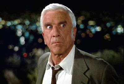 Elhunyt Leslie Nielsen