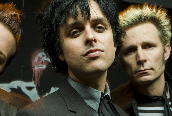 Elvonóra küldik Billie Joe Armstrongot