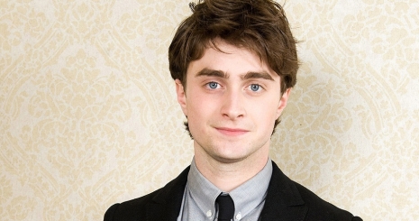 Forgatáson halna meg Daniel Radcliffe