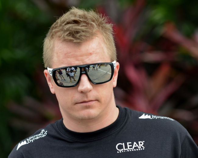 Hátfájdalmakkal küzd Kimi Räikkönen