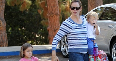 Jennifer Garner újabb gyermeket vár?