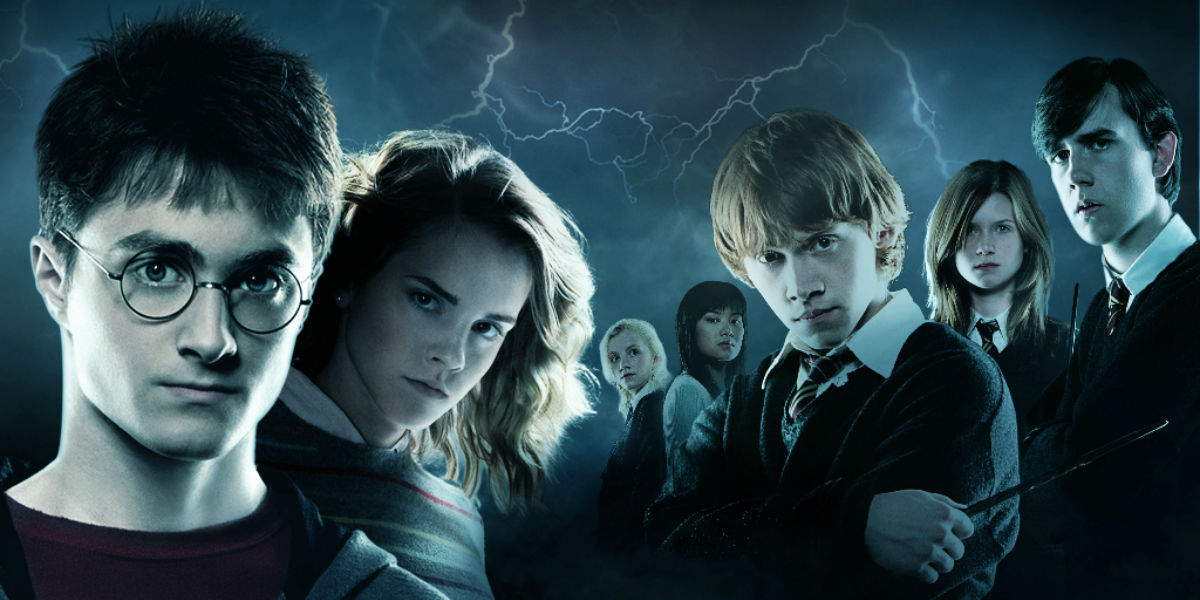 J.K. Rowling hivatalosan is végzett Harry Potterrel